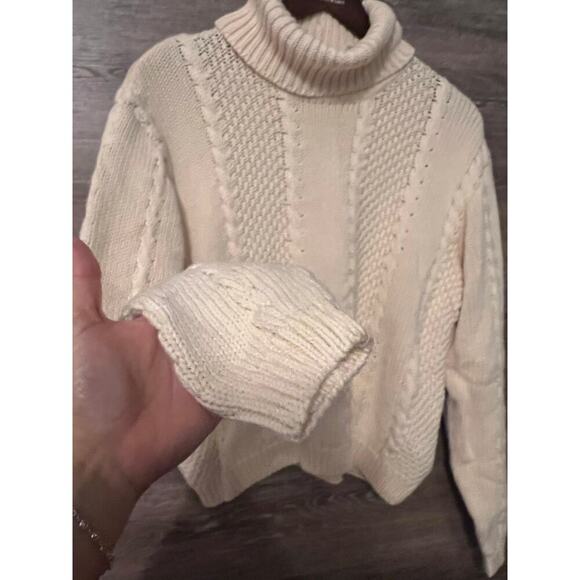 Lord and taylor Fisherman Sweater Pullover Women Size Large Preppy Neutral - Picture 3 of 7